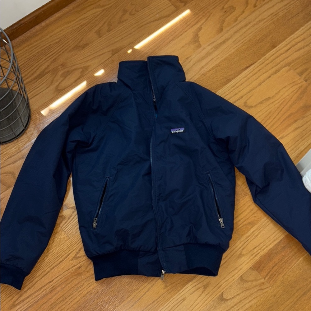 Patagonia Men's Navy Blue Jacket